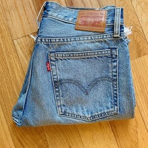 Levi’s straight leg with frayed bottoms